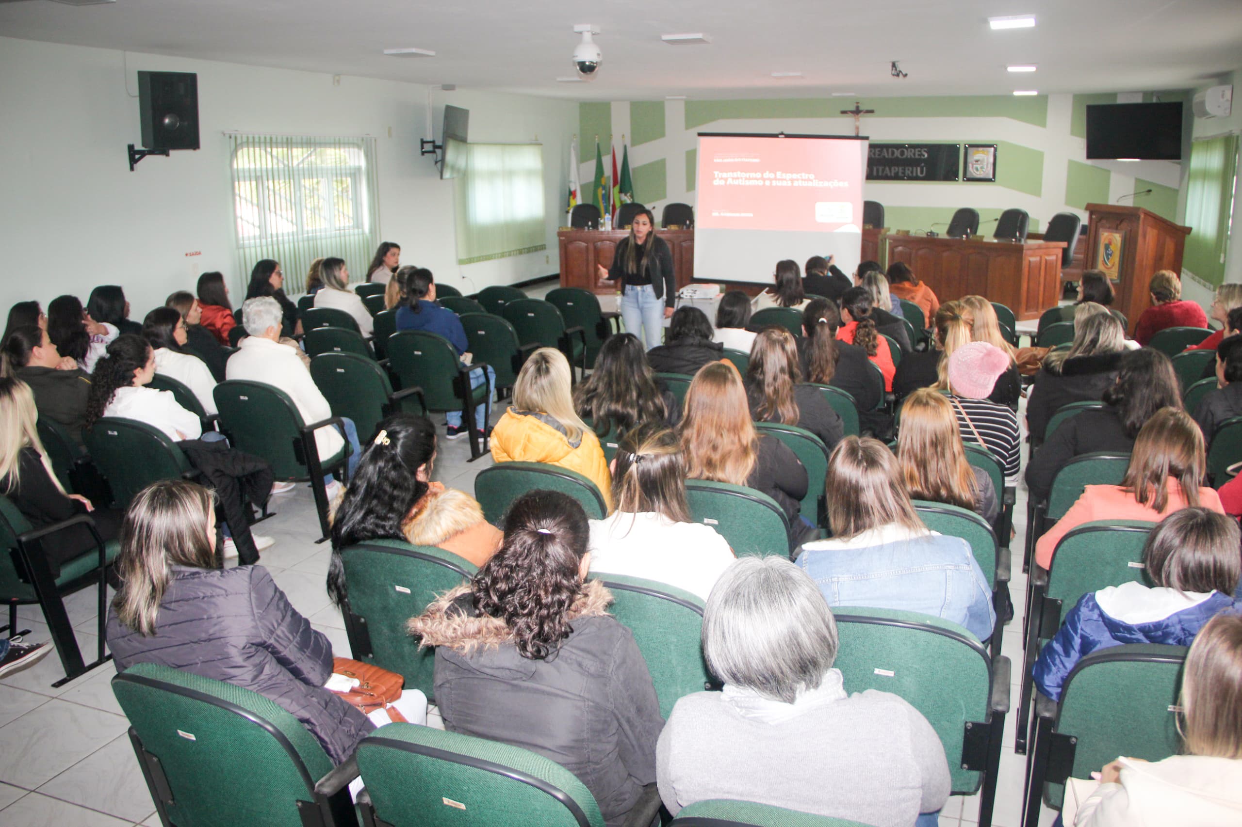 Autismo é tema de capacitação para professores de São João do Itaperiú