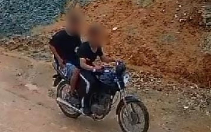 Motoboys perseguem menores e recuperam moto furtada em Barra Velha