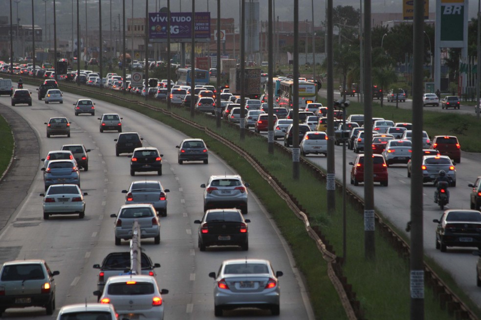 Distrito Federal terá iluminação 100% em LED, afirma presidente da CEB