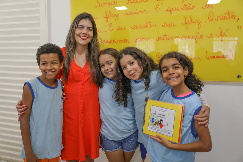 Dia do Professor: Educadores do DF conduzem estudantes de todas as idades na jornada do aprendizado