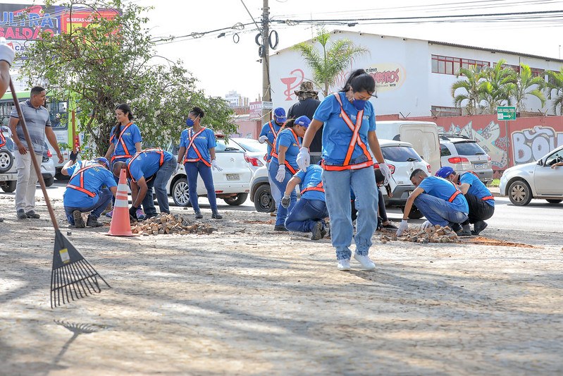 Alunos do 3º Ciclo do RenovaDF atuam na reforma de espaços públicos