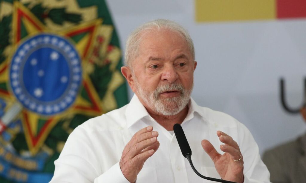 Lula prioriza economia e elevação da receita