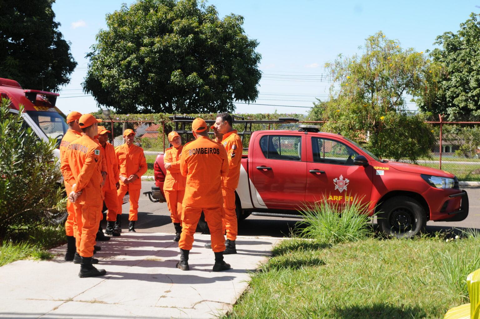 Com onda de calor, bombeiros alertam para incêndios