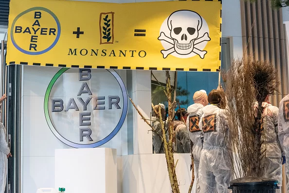 EUA: Bayer é multada em US$ 1,56 bilhão por usar agrotóxico glifosato