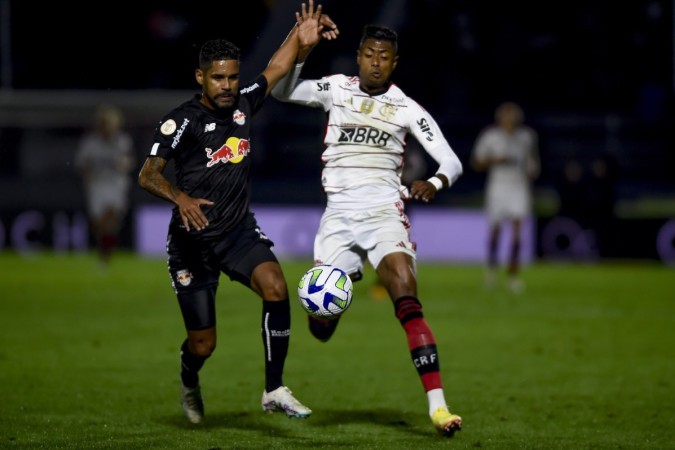 Flamengo tenta chegada inédita para sonhar com taça do brasileirão