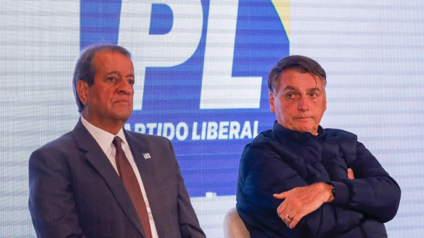 Desgaste entre Bolsonaro e Valdemar da Costa Neto paralisa o PL