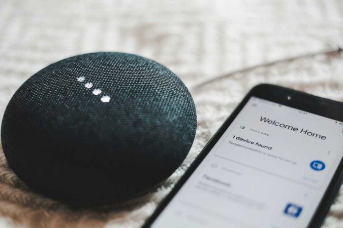 Alexa, da Amazon, pode ganhar versão mais inteligente para competir com ChatGPT