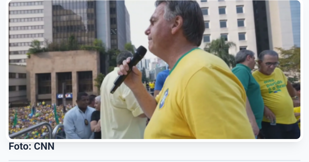 Deputada do PSOL pede a Moraes prisão preventiva de Bolsonaro