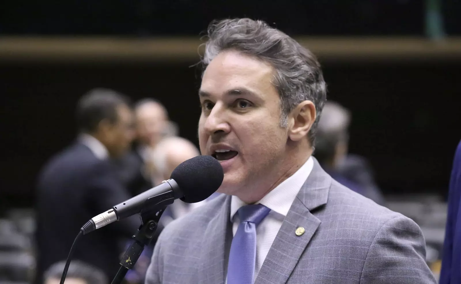 Zucco lidera atuação legislativa e é o parlamentar mais assíduo da bancada gaúcha em 2025