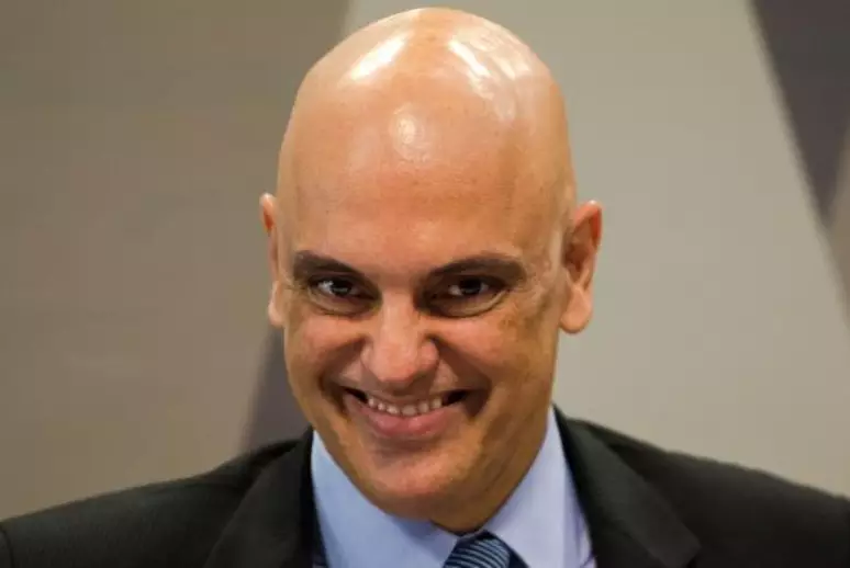 Ministro Moraes Suspende Decretos do IOF e Convoca Governo e Congresso para Audiência de Conciliação