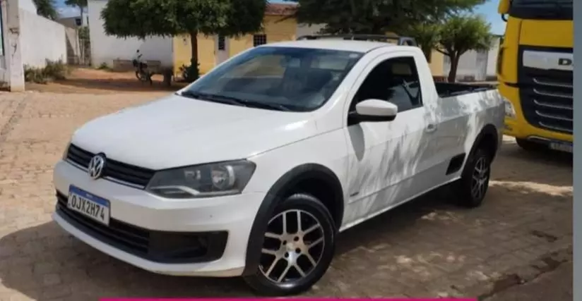 Comerciante tem carro tomado de assalto na zona rural de Trindade