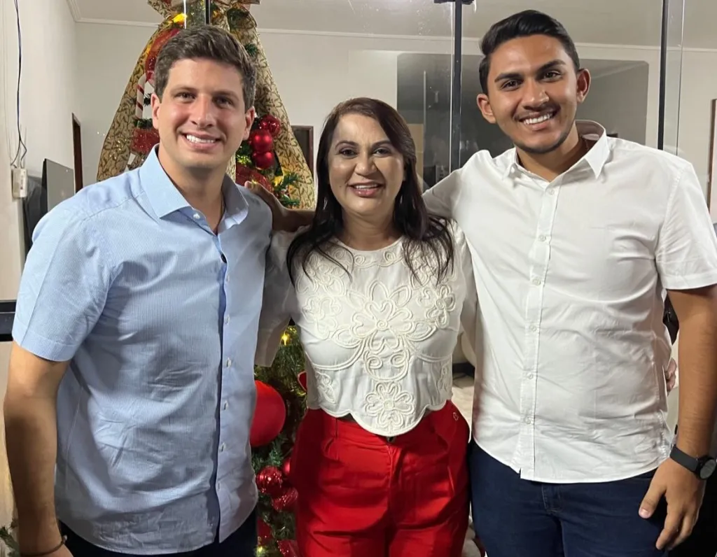 Eliane Soares participa de agenda com o prefeito João Campos durante visita ao Sertão