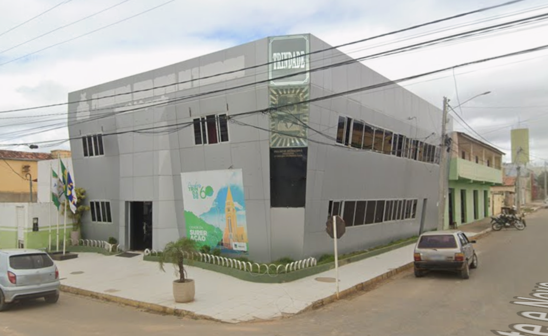 Prefeitura de Trindade abre seleção com 234 vagas para rede de ensino; salários chegam a R$ 4.867,77