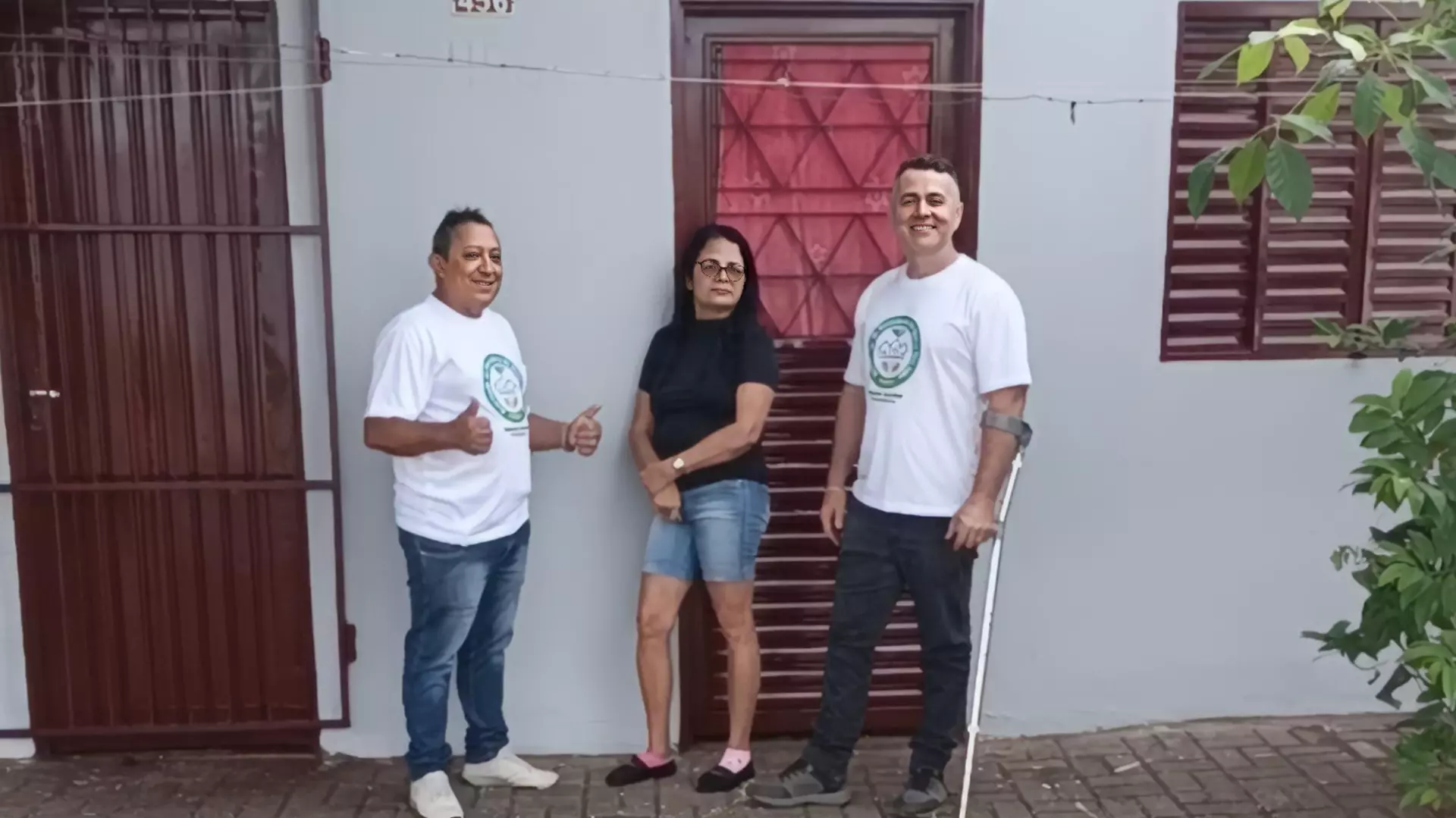 Associação de moradores entrega reforma de primeira casa através do projeto social Renova bairro São João