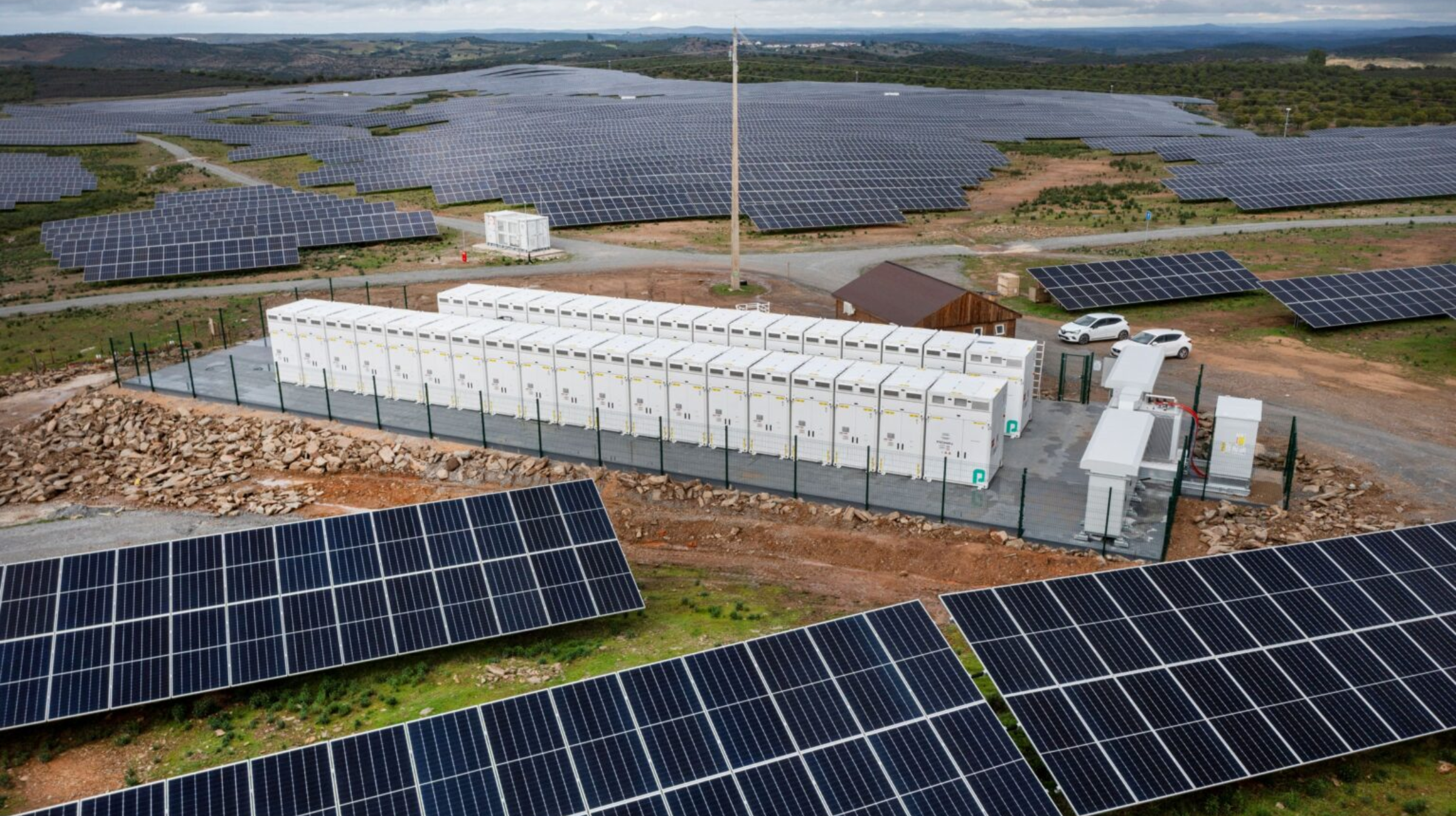 Setor solar entra em 2026 entre expectativa de crescimento e temor por custos, diz CEO da Enerzee