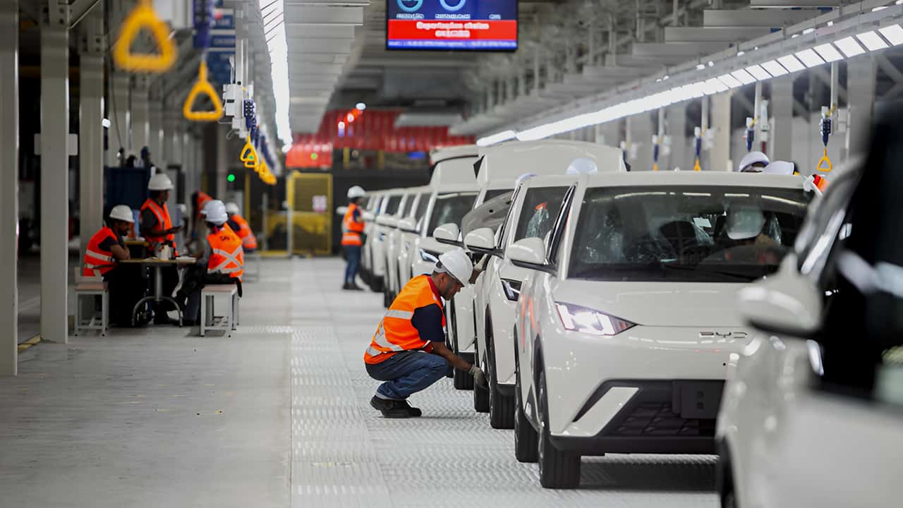 BYD domina elétricos no Brasil em março; Geely reage e acirra disputa no ranking