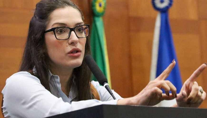 'Gostaria de ser governadora, não vice', afirma Janaina Riva