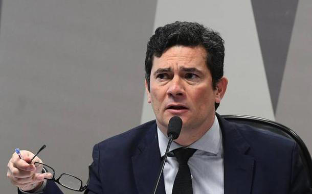 Sergio Moro agarra-se à justiça de Deus para enfrentar Gilmar Mendes