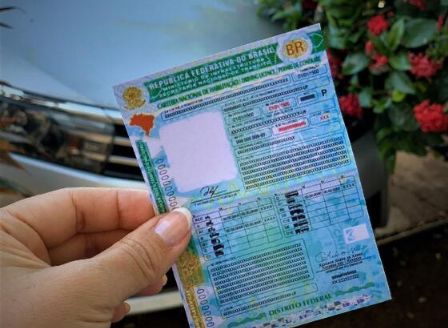 CNH brasileira passa a valer em Portugal para carros e motos; veja as regras