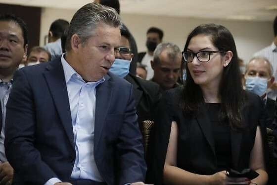 Mauro e Janaina lideram corrida por duas vagas ao Senado em 2026