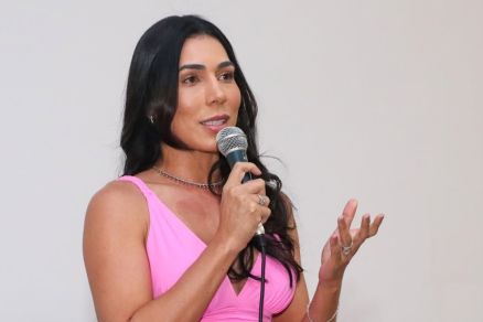Secretária denuncia ataques sexuais: 