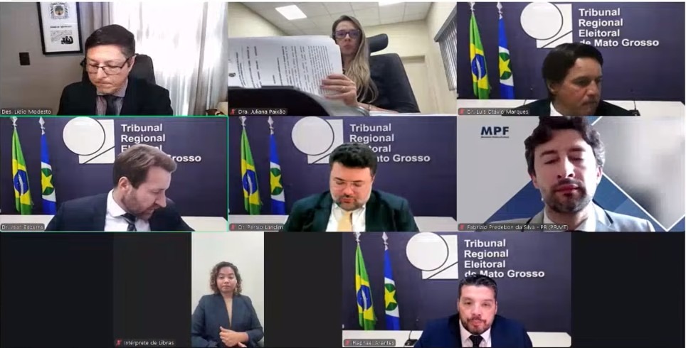 Por 5 a 0, TRE mantém Taques proibido de atacar à honra de Mauro Mendes