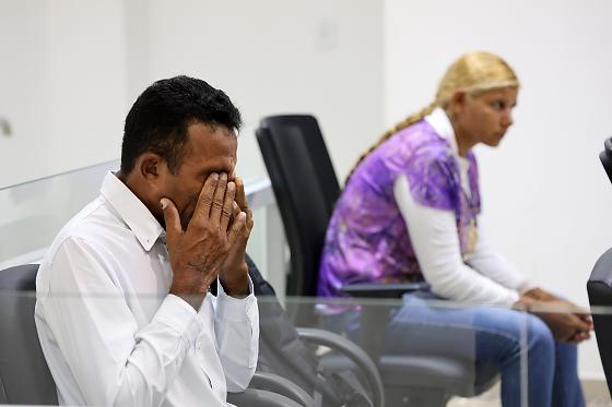 Suspeito culpa esposa por morte de bebê; mãe admite que derrubou o filho