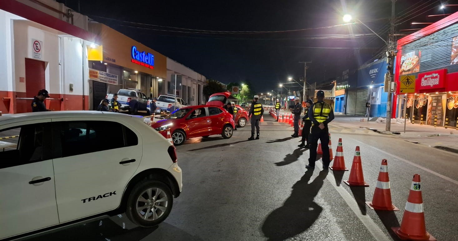 Operações Lei Seca terminam com 12 motoristas presos por embriaguez em Cuiabá