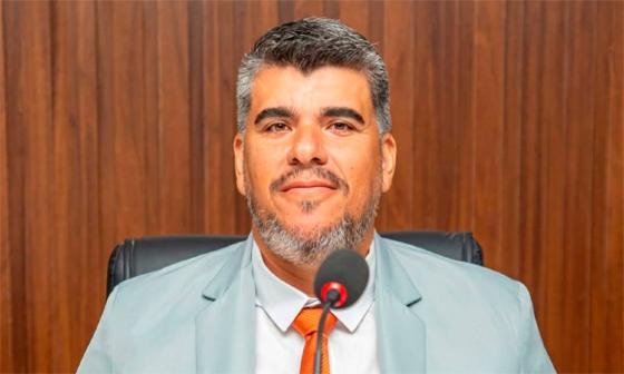 Câmara de Aragarças afasta vereador Junior Saião por 90 dias