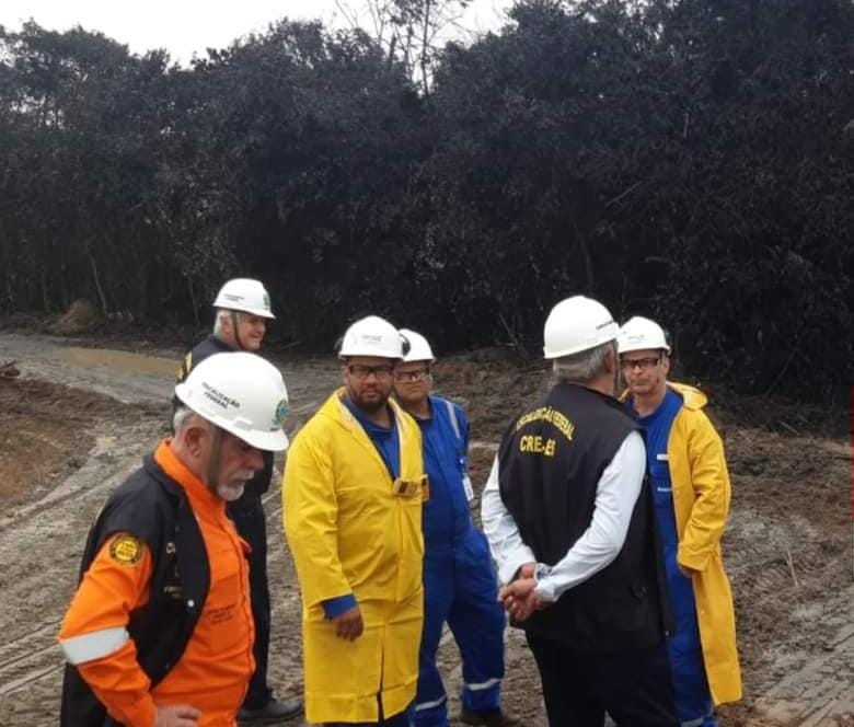 Área impactada é muito maior do que a anunciada”, diz Crea-ES sobre vazamento em poço de petróleo da Seacrest em São Mateus