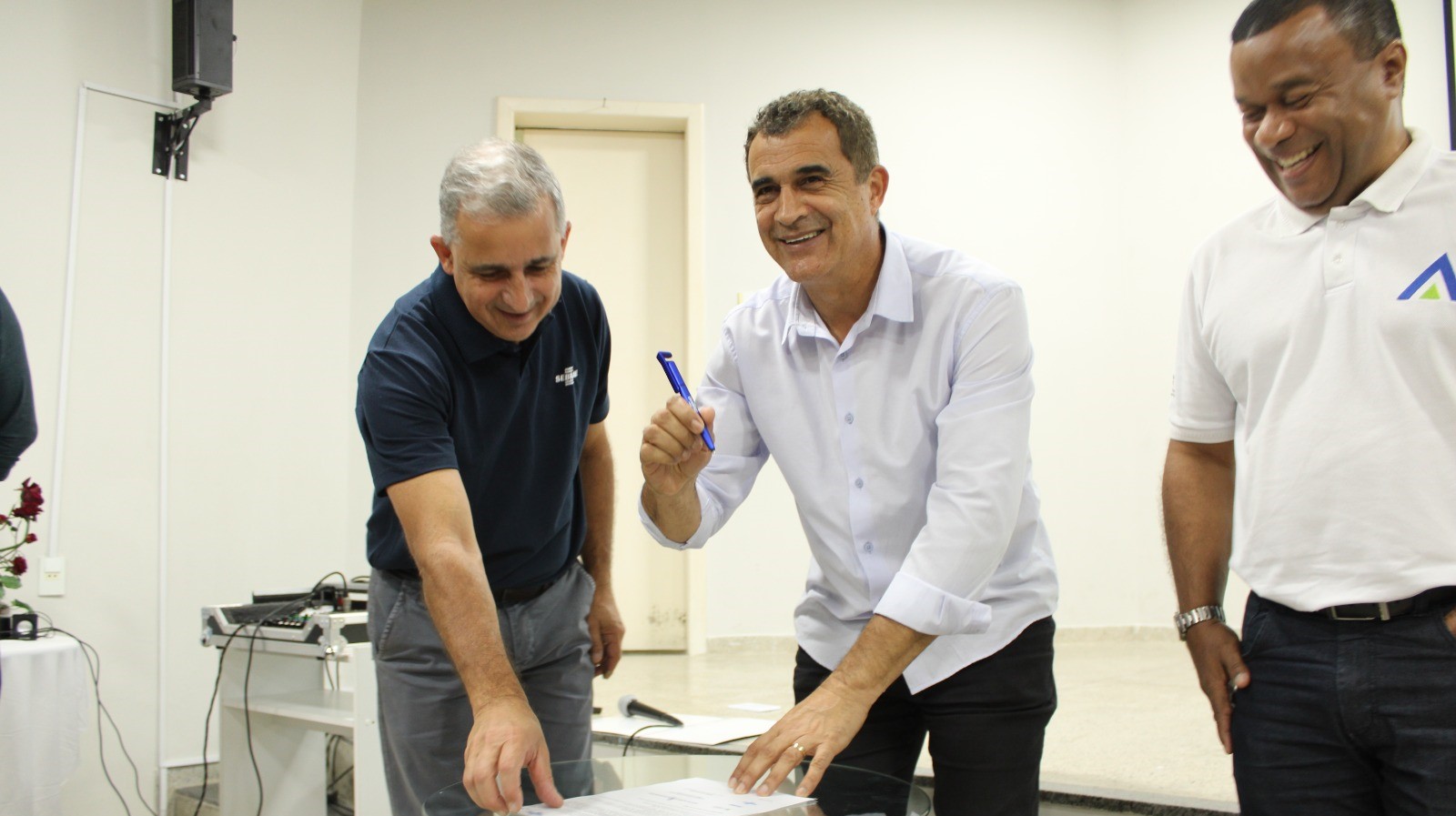 Prefeitura de Jaguaré adere ao novo programa Cidade Empreendedora