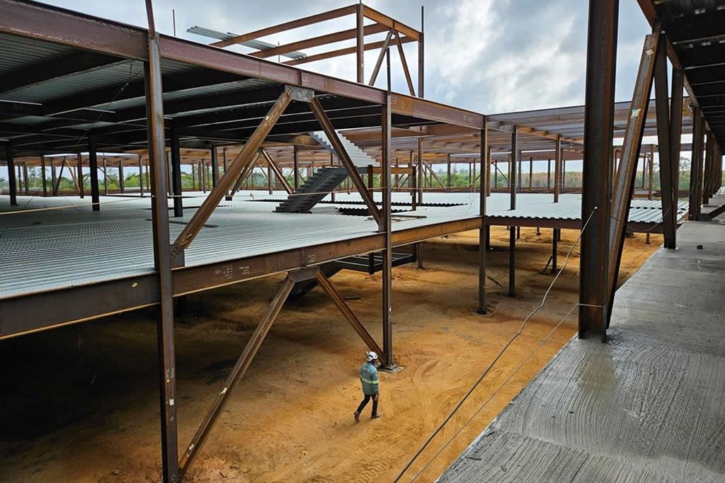 MP de contas vê rombo de 34 Milhões em obras do novo Hospital Roberto Silvares que foi contratada pelo DER sobre  Direção do Ex Deputado Eustáquio de Freitas