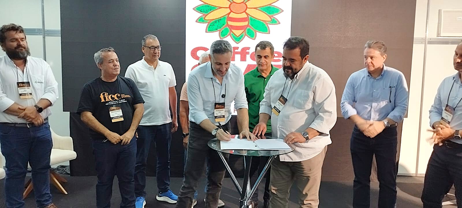 Último dia da Feira Internacional do Café Conilon traz parceria inédita para levar gás natural aos secadores