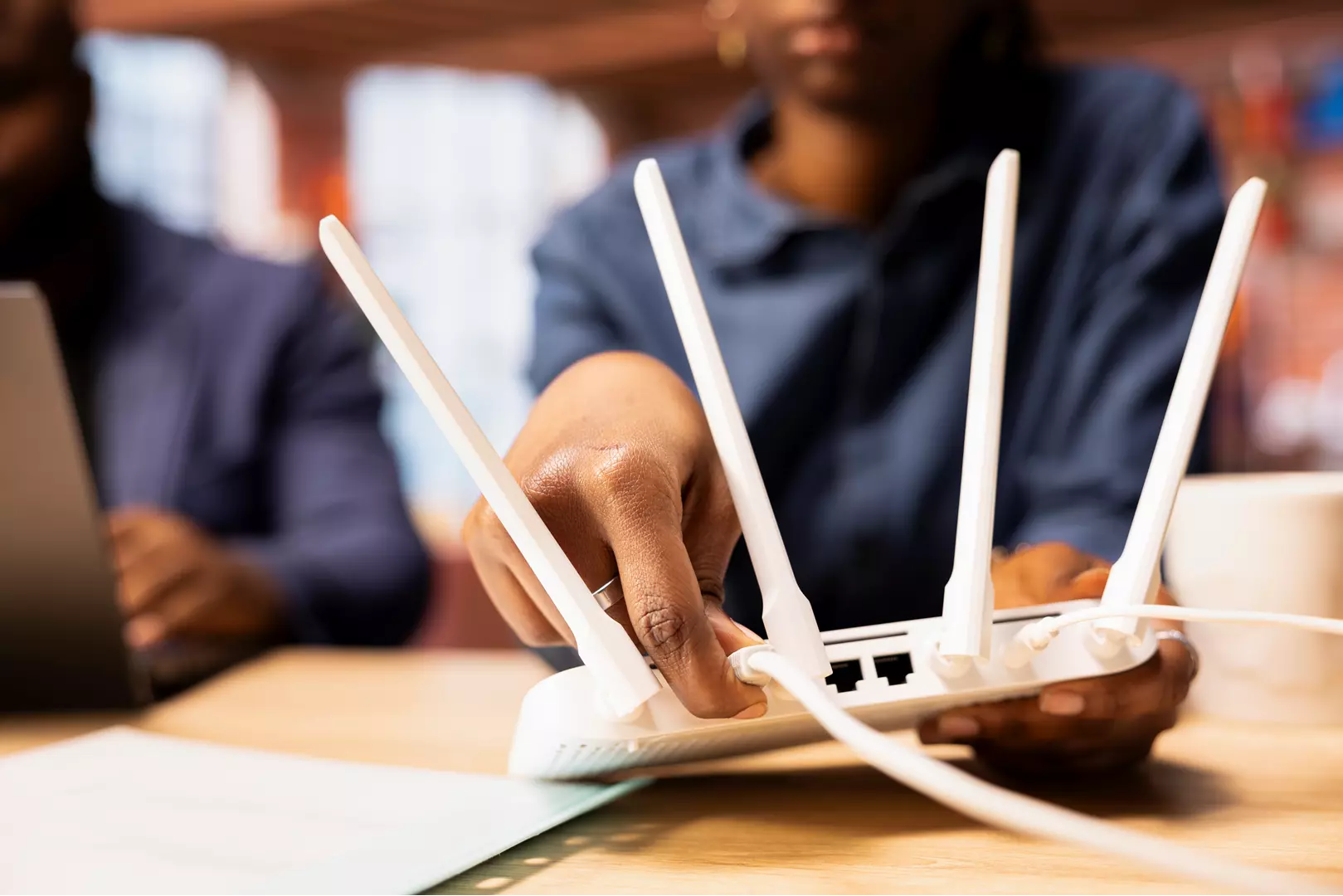 Wi-Fi inseguro: como o roteador da sua empresa pode virar uma porta de entrada para hackers
