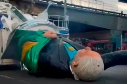 O Carnaval de Lula: entre o crime eleitoral e a família enlatada