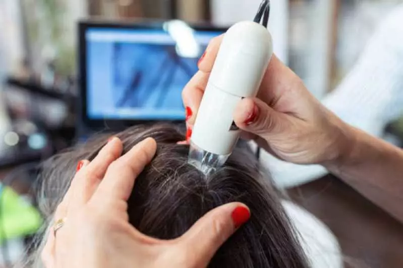 PÓS-GRADUAÇÃO EM TRICOLOGIA E TERAPIA CAPILAR
