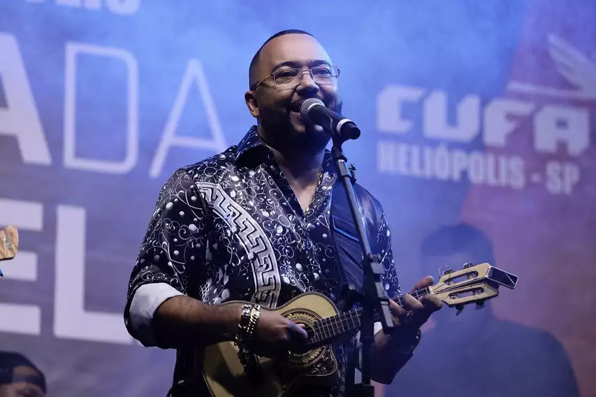 Vídeo: Pacífico Júnior anuncia show de Dudu Nobre para sábado de Carnaval em Santos Dumont