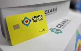 556 famílias cratenses recebem os cartões Ceará Sem Fome, nesta quarta-feira, 16