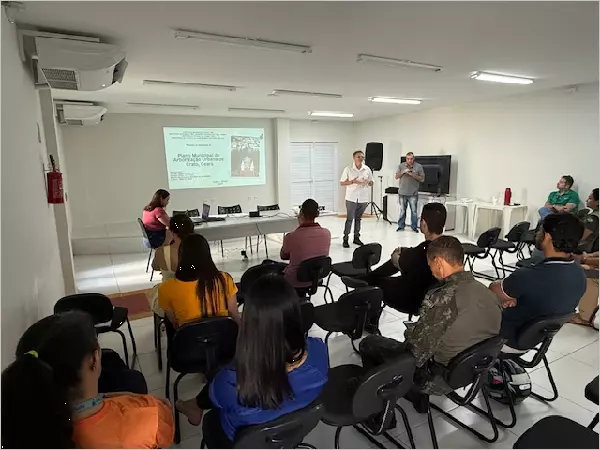 Proposta para elaboração do Plano de Arborização do Crato é apresentado no Comdema