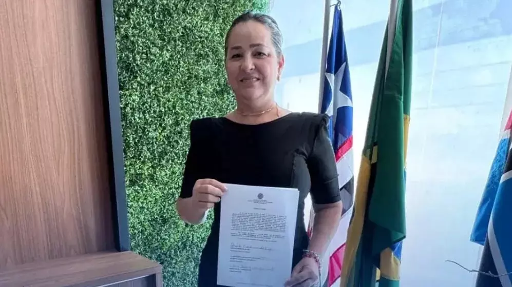 IGARAPÉ GRANDE: VICE TOMA POSSE APÓS AFASTAMENTO DO PREFEITO QUE ASSASSINOU PM