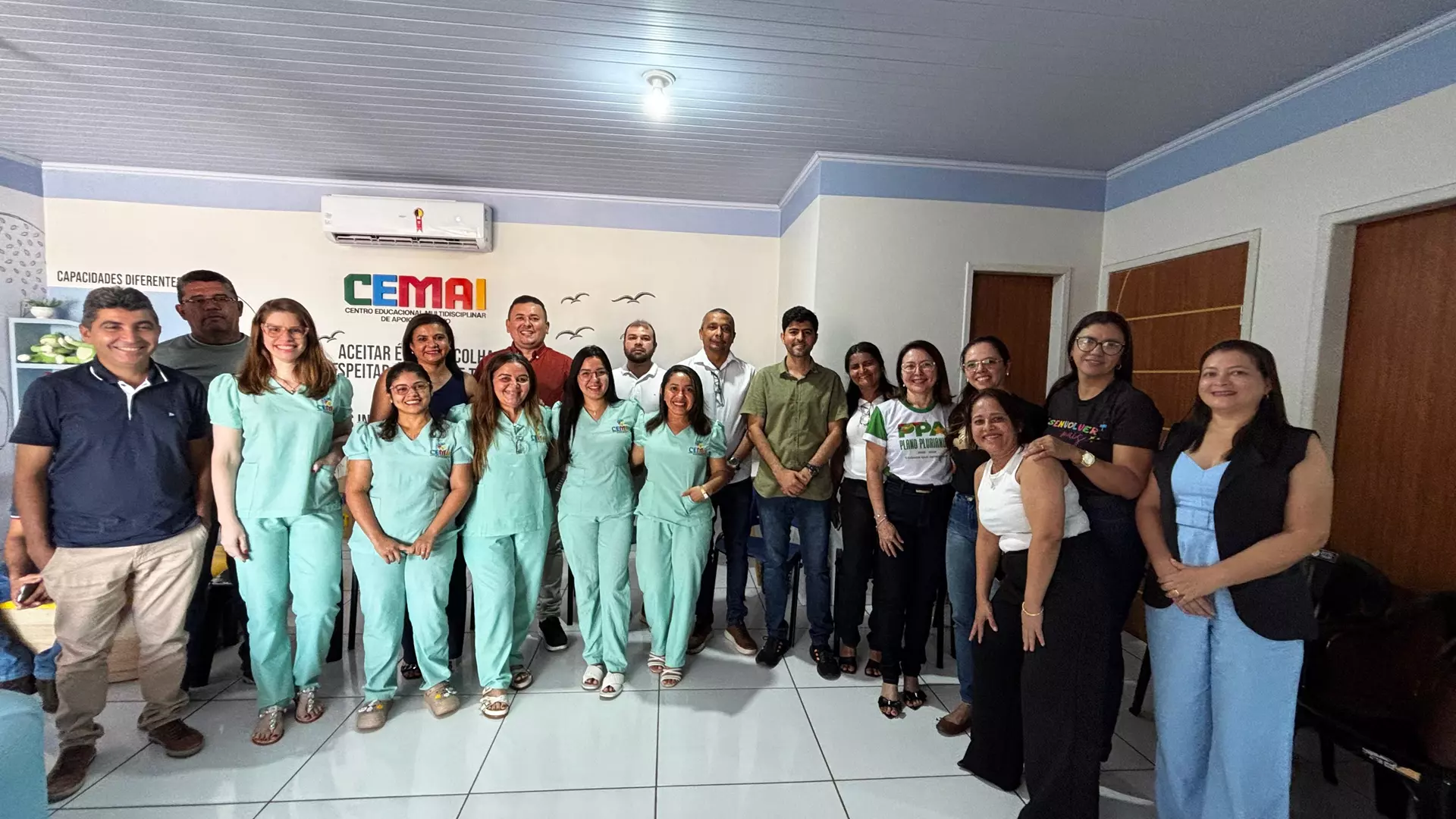 ESPERANTINÓPOLIS: COMITIVA DE MATÕES, PARNARAMA E SÃO FRANCISCO VISITAM O CEMAI