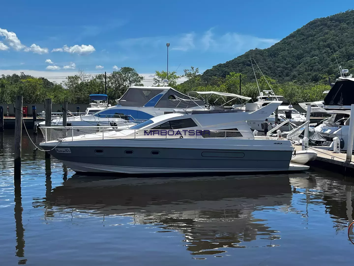 Intermarine 440 Full