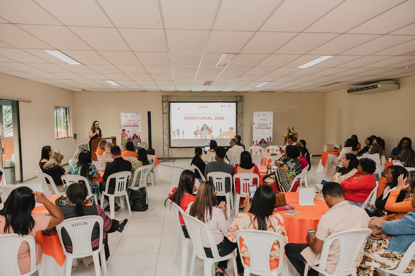 Encontro promovido pela Bracell e Icep em Alagoinhas reúne secretários de Educação de 12 municípios baianos