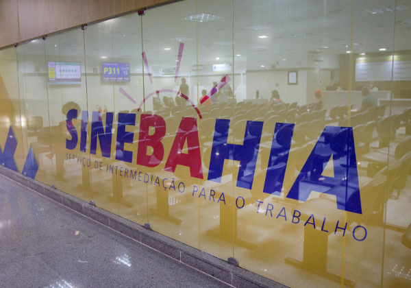 SineBahia divulga 551 vagas de emprego e estágio em 14 cidades para quarta (9); veja lista