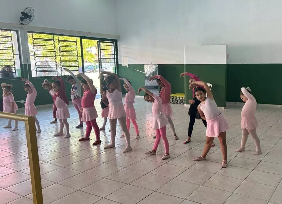 Crianças de Pinda ganham novo espaço para aulas de Ballet gratuito