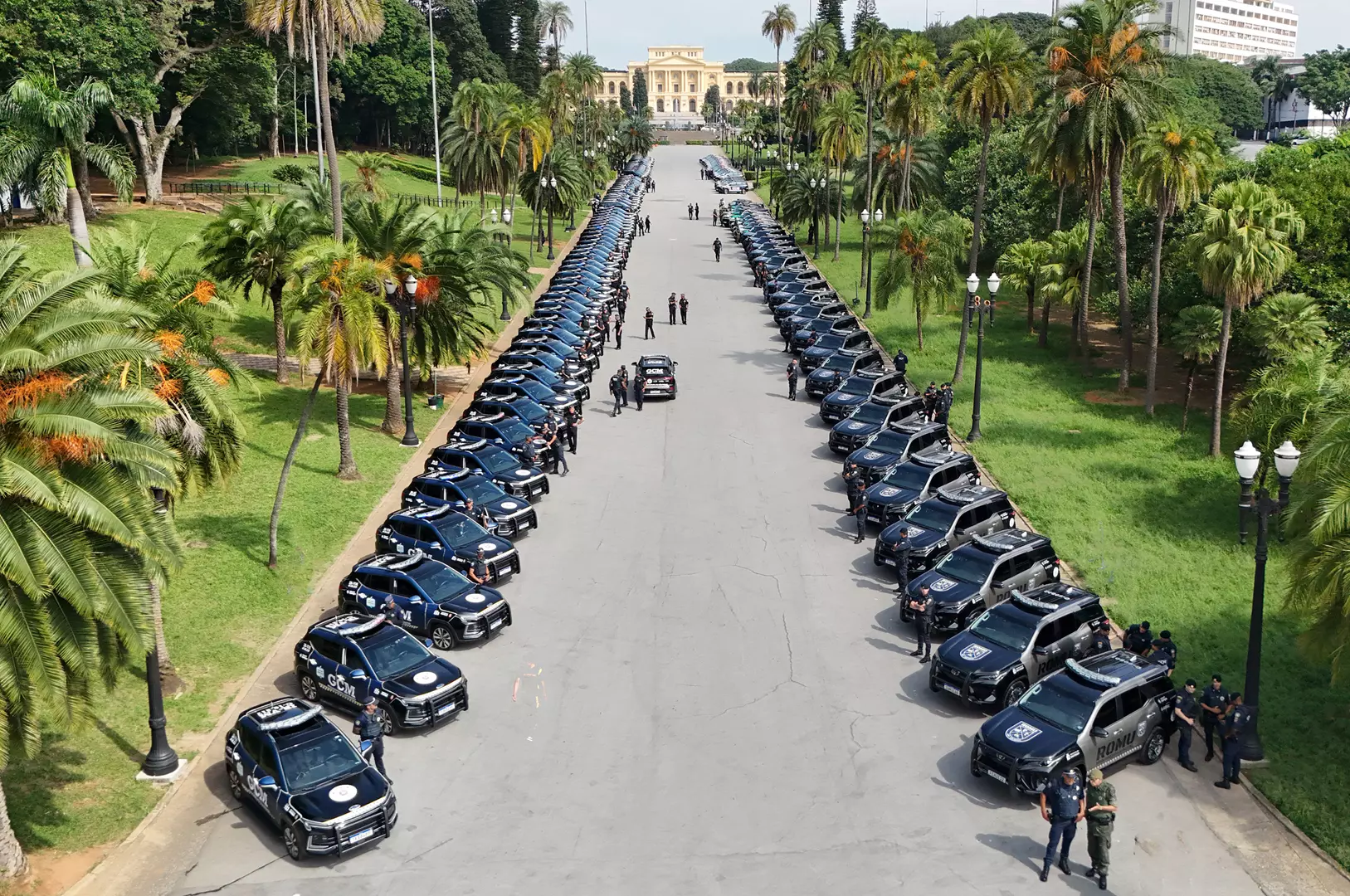 Prefeitura entrega 100 novas viaturas para a GCM com identidade visual mais moderna e alinhada a modelos internacionais