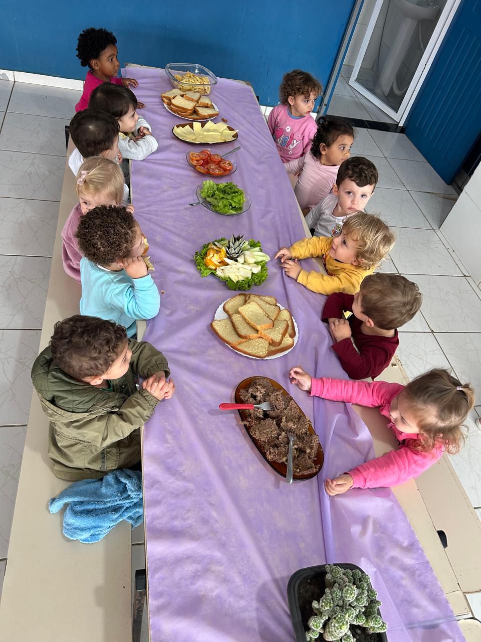 Semana das Crianças tem alimentação saudável e divertida nas unidades escolares