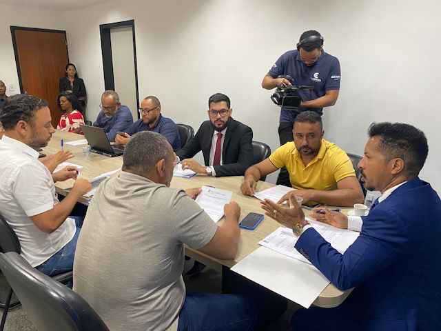 CCJ e CFO deliberam sobre matérias em tramitação na Câmara