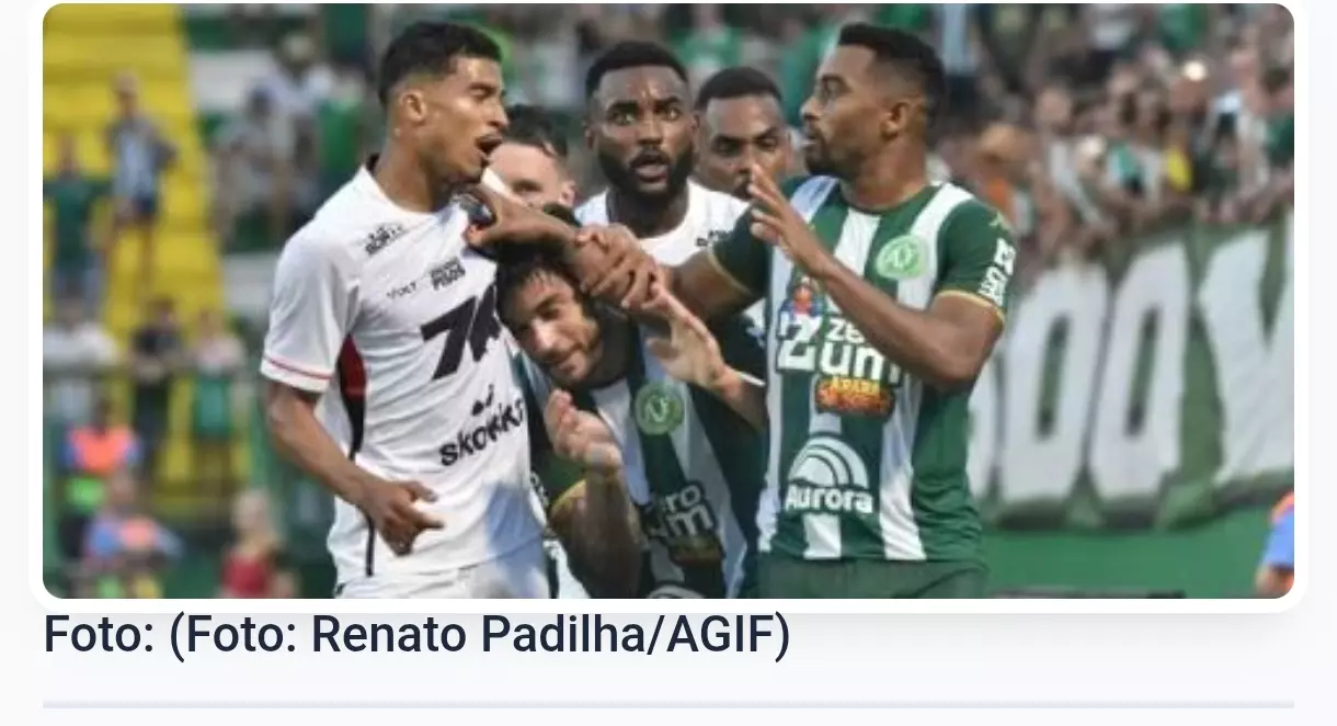 Vitória empata com a Chapecoense fora de casa após sair atrás no placar